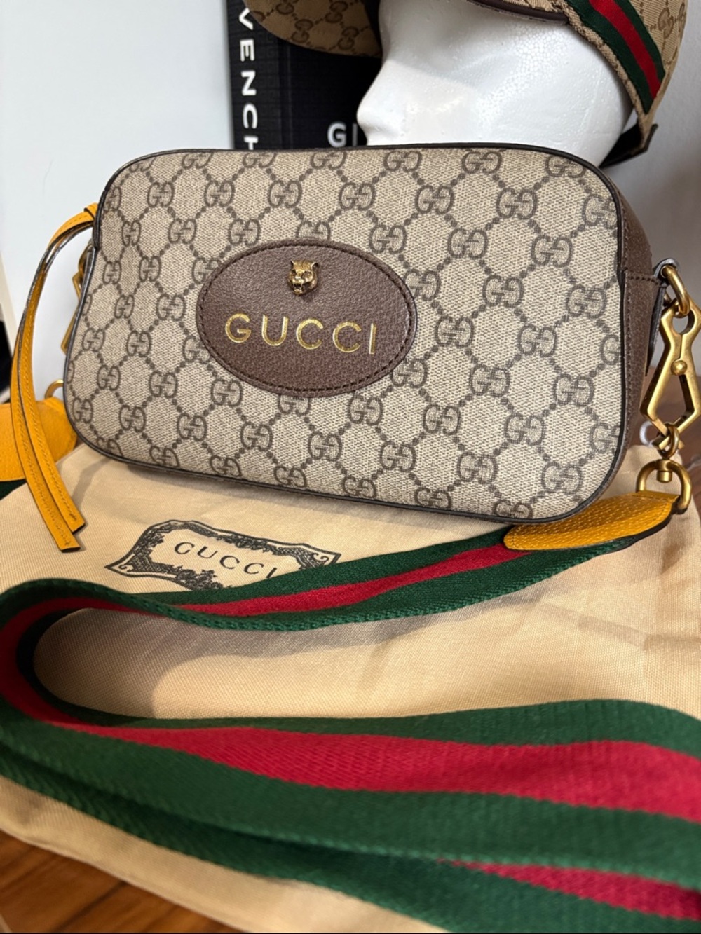 Gucci Beige GG Supreme Neo Vintage Camera Bag.